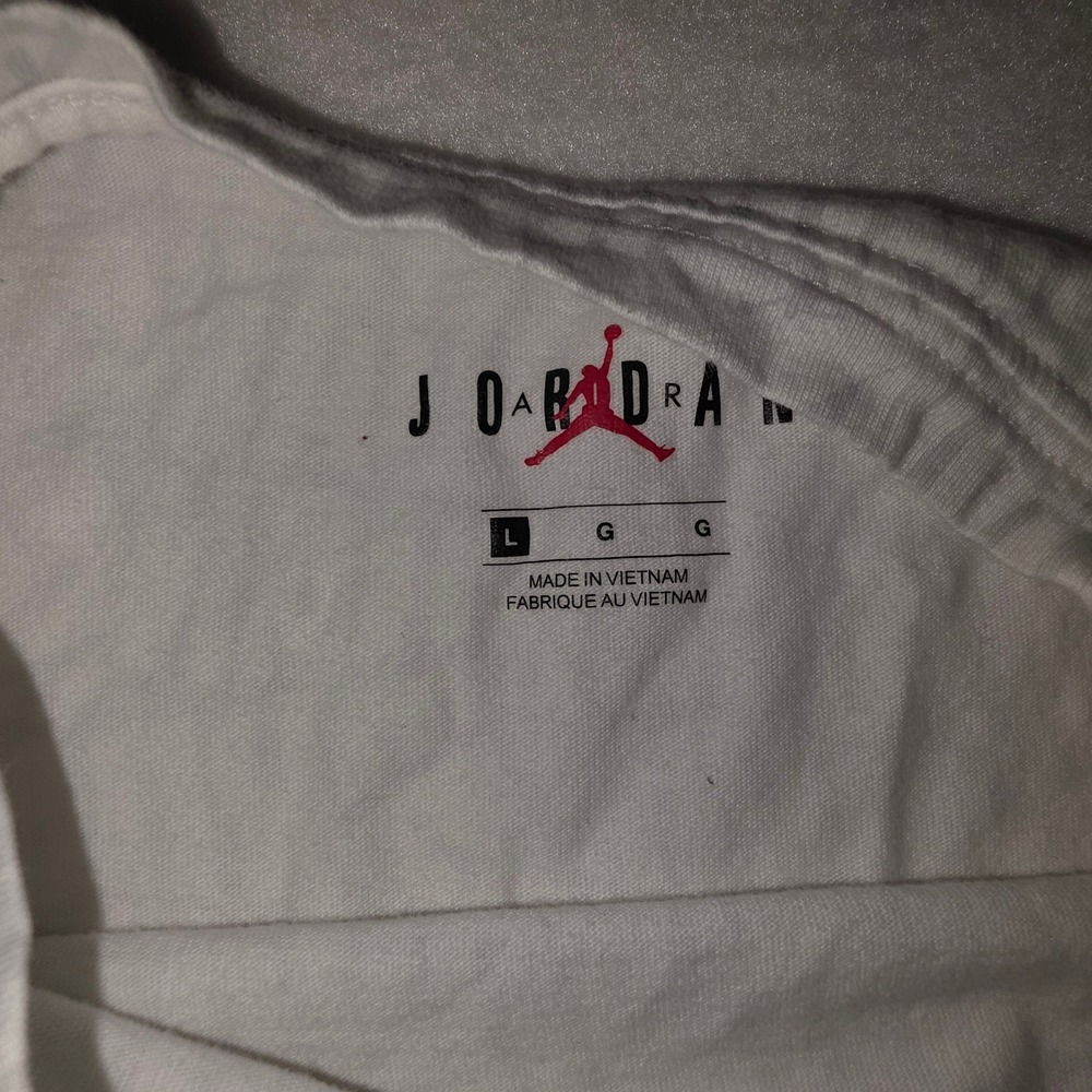 Jordan Mens All Over Print Jumpman Logo T-Shirt White Red Large AJ1105-100 - Picture 4 of 7